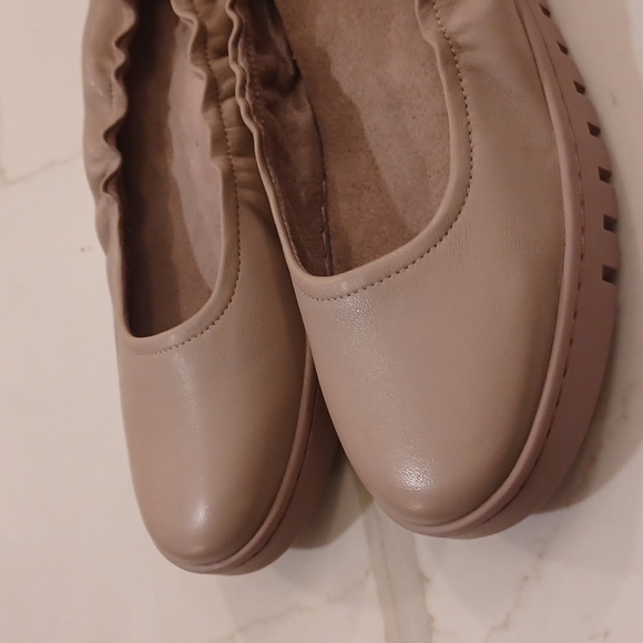 Vionic Uptown Ballet  Flats Slip On Women's In Magnolia Dusk Leather Loafers 10 - Picture 8 of 14